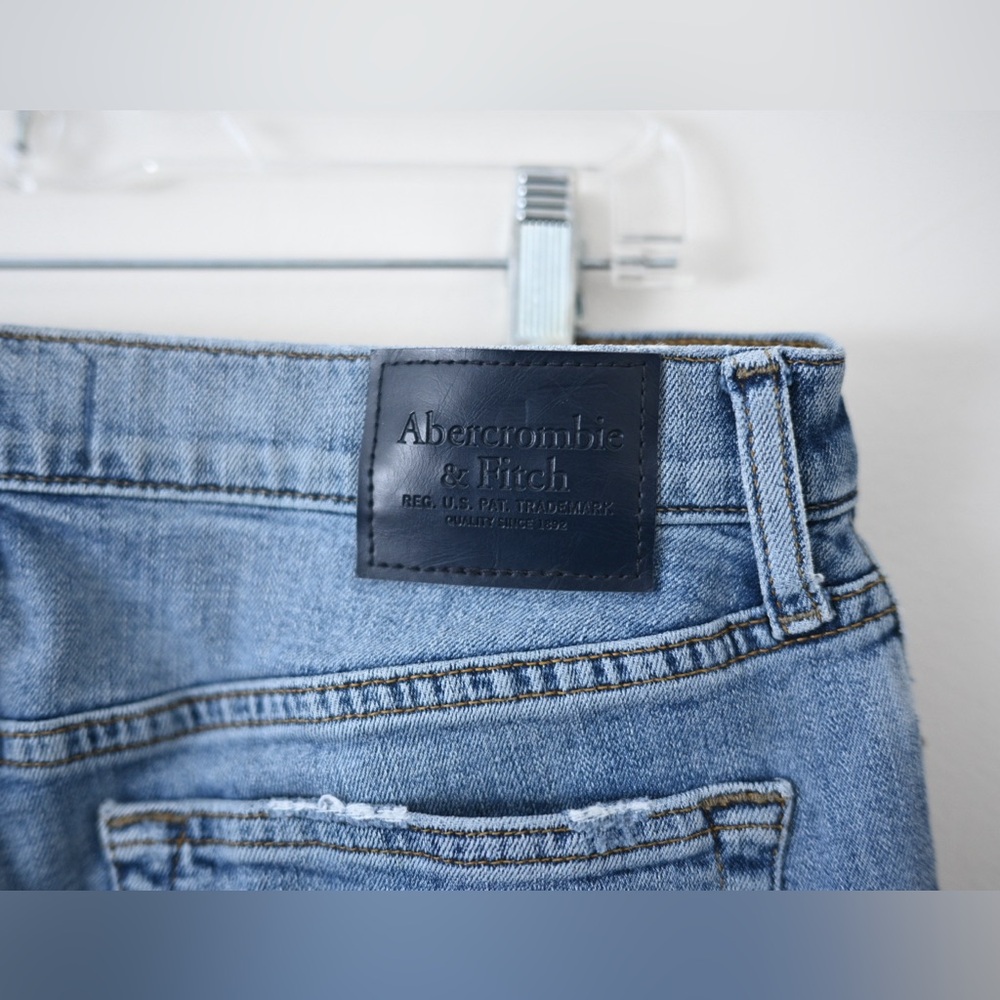 Abercrombie & Fitch Men’s Athletic Skinny Stretch Distressed Jeans 33wx30L - Picture 4 of 13